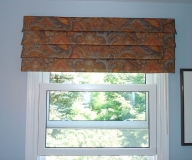 Mock Roman Valance